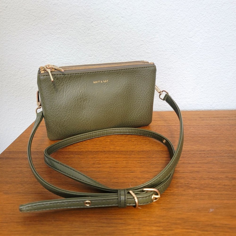 Matt & Nat Vegan Leather Cross-Body Purse
